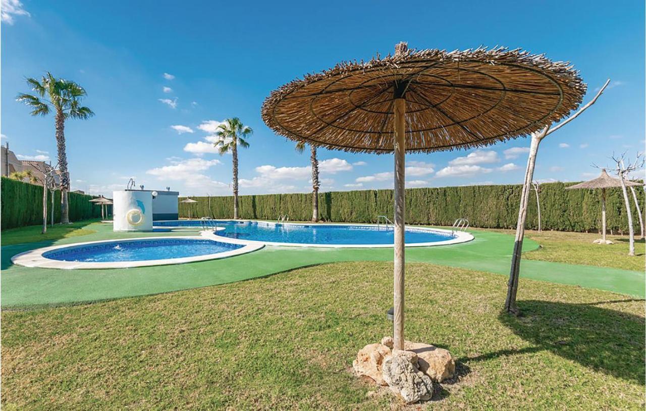 Stunning Apartment In Torrevieja Exteriör bild