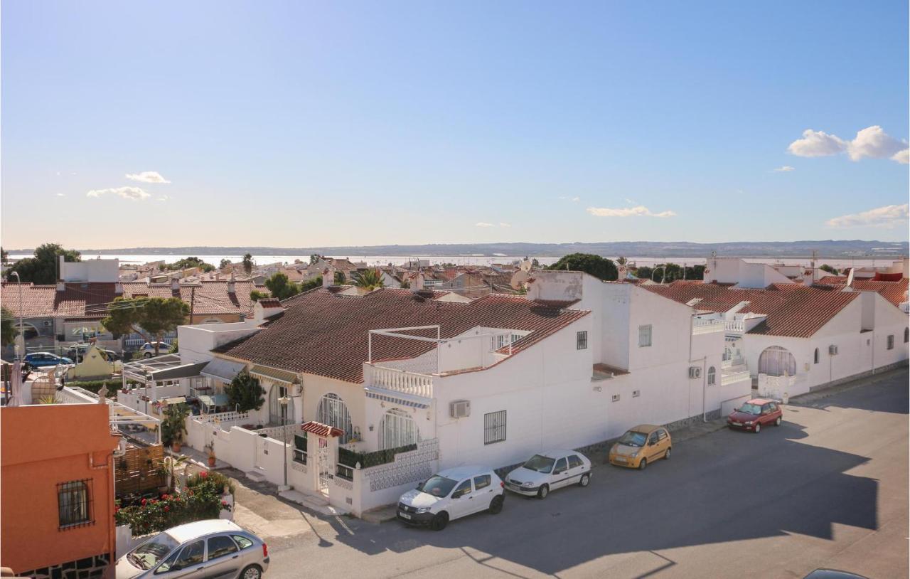 Stunning Apartment In Torrevieja Exteriör bild