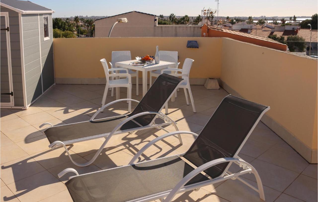 Stunning Apartment In Torrevieja Exteriör bild